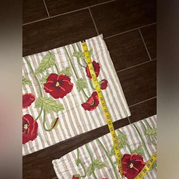 Pier 1 Imports Embroidered Americana Poppies Lumbar Pillow cover (2) - Picture 6 of 7